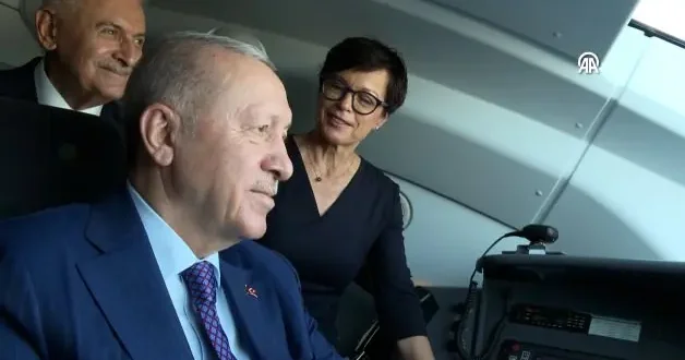 Hızlı trende Erdoğan ile AB Komiseri Kos arasında gülümseten diyalog: Korkmayın