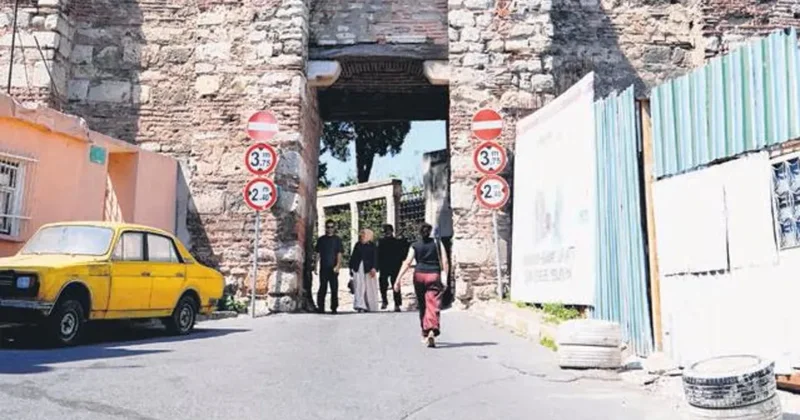 Sahabelerin şehit düştüğü kapı: Eğrikapı