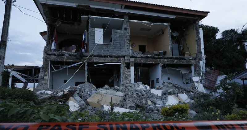 Panama yı vuran şiddetli deprem 27 kişiyi yaraladı, 188 okul etkilendi