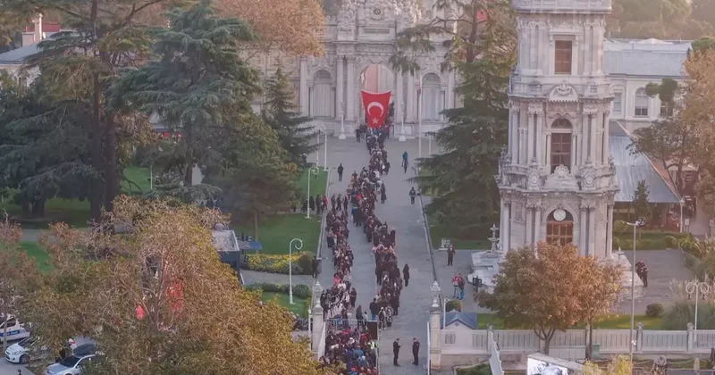 Saat 9 u beş geçe Türkiye de hayat durdu