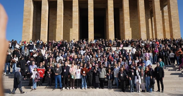 Yüzlerce Bilecikli anıtkabir ve tarihi yerleri ziyaret etti Bilecik Haberleri