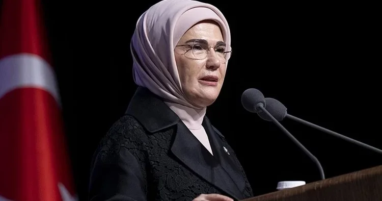 Emine Erdoğan dan 10 Kasım mesajı