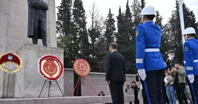 Balıkesir, 10 Kasım’da Ata’sını andı