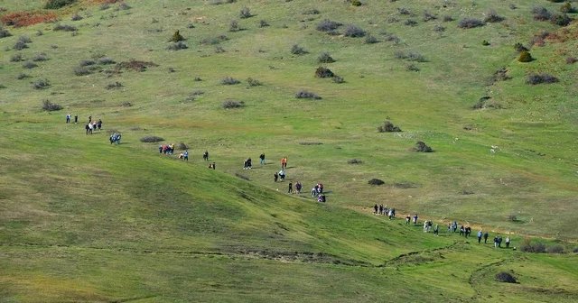 Doğaseverlerin bu haftaki rotası Karagöl ve Sultanpınarı Yaylası oldu Sakarya Haberleri