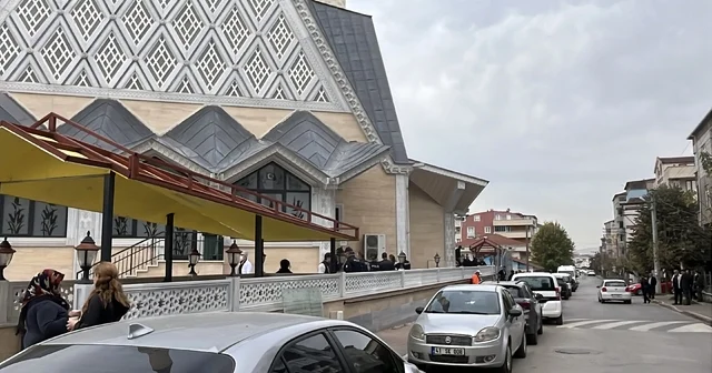 Kocaeli de camilerde Atatürk için mevlit okutuldu Kocaeli Haberleri