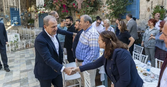 Başkan Seçer, turizm temsilcileriyle bir araya geldi Mersin Büyükşehir Belediye Başkanı Vahap Seçer: Turizmi birlikte büyütebiliriz Mersin Haberleri