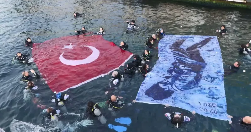 Dolmabahçe de Ata ya saygı dalışı