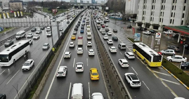 Trafiğe çıkmadan plakanızı kontrol edin: Cezası 140 bin lira Sözcü Gazetesi