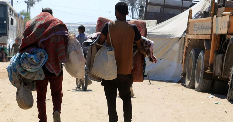 İsrail in Batı Şeria’daki mülteci kamplarından göç ettirdiği Filistinliler, geri dönüş umudu arıyor