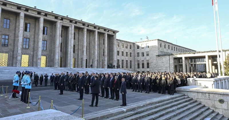 Büyük Önder Atatürk TBMM de düzenlenen törenle anıldı