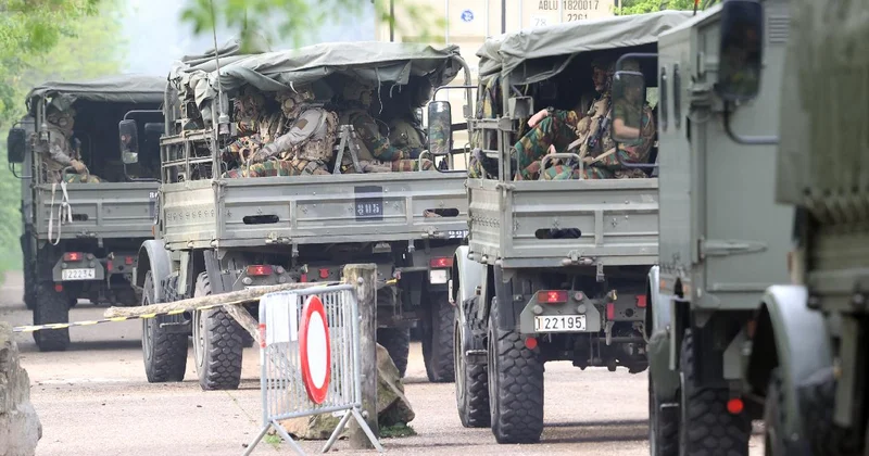 Belçika da 17 yaşındaki gençler gönüllü askerliğe çağrıldı