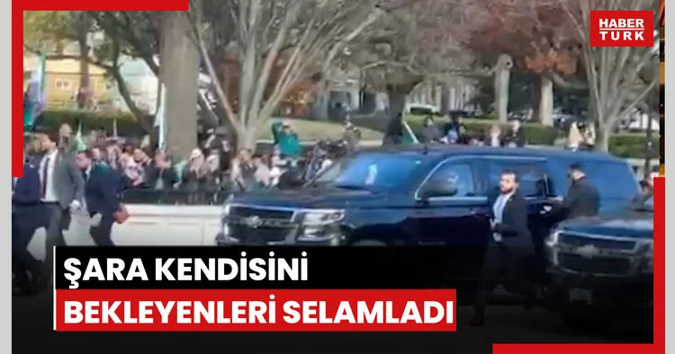 Ahmed Şara kendisini bekleyen Suriyelileri selamladı