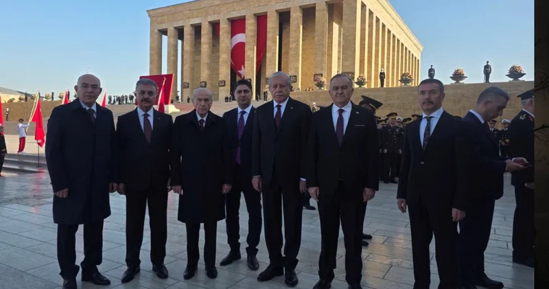 29 Ekim deki törene İnsani bir halden kaynaklı diyerek katılmamıştı: MHP lideri Bahçeli, Atatürk ü anmak için Anıtkabir de