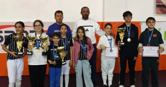 Elazığ Gençlik ve Spor Kulübü nden 5 şampiyonluk, 11 madalya Elazığ Haberleri