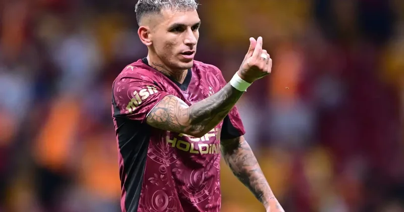 Galatasaraylı taraftarlara Lucas Torreira dan müjdeli haber