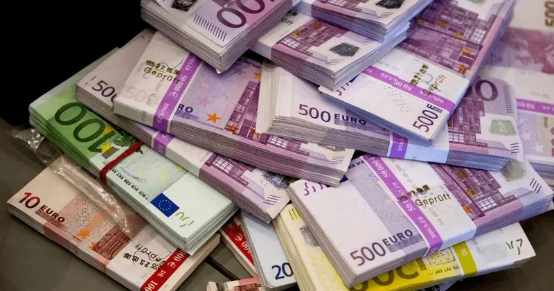 Gümrükte binlerce Euro suna el konulmuştu! Mahkeme 13 yıl sonra geri ödenmesine karar verdi Sözcü Gazetesi