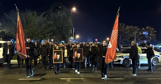 Tekirdağ da Atatürk için sessiz yürüyüş düzenlendi Tekirdağ Haberleri