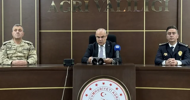 Ağrı Valisi Koç: Devletimiz, milletimizin huzuru ve güvenliği için daima güçlü ve kararlıdır Ağrı Valisi Mustafa Koç, Ekim ayına ilişkin asayiş ve güvenlik verilerini paylaştı Ağrı Haberleri