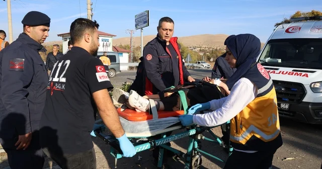 Elazığ da feci kaza: 2 i ağır 6 yaralı Elazığ Haberleri