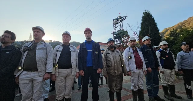 Madencilerden Ata ya saygı Zonguldak Haberleri