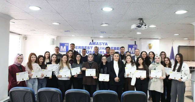 Amasya da kadınlara yönelik dijital muhasebe eğitimi başarıyla tamamlandı Amasya Haberleri