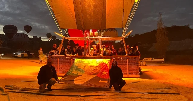 Sıcak hava balonları, Atatürk posterleri ile havalandı Nevşehir Haberleri