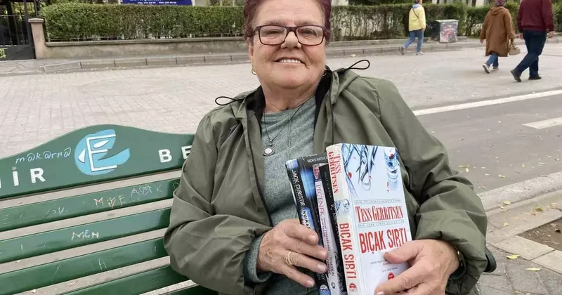 Tek gözü görmeyen 66 yaşındaki kadın her gün 300 sayfa kitap okuyor