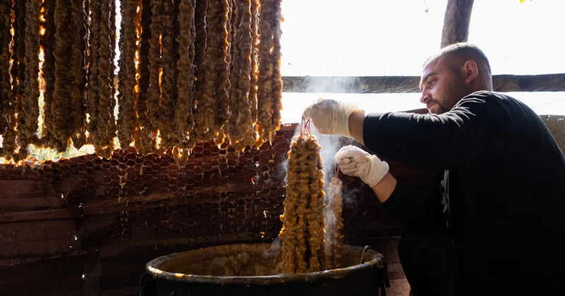 Kazanlarda fokur fokur kaynıyor, sonra ipe diziliyor: Sonunda ortaya çıkan şey yok satıyor! Sözcü Gazetesi
