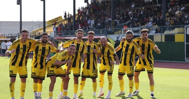 Aliağa FK, hem savunmasıyla hem de hücumuyla öne çıkıyor İzmir Haberleri