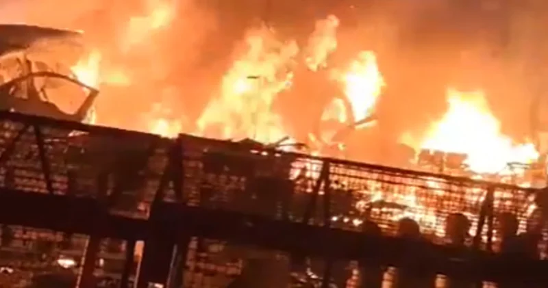 Hindistan da patlama: 8 ölü Dış Haberler