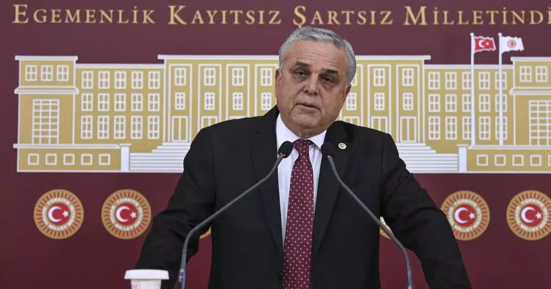 İstifa eden Hasan Ufuk Çakır dan CHP lideri Özel e sert sözler: Ben kafamı kestiremem