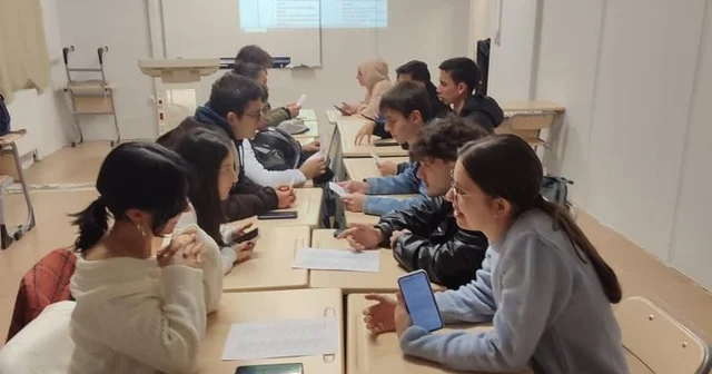 BŞEÜ de İngilizce pratik etkinliği Bilecik Haberleri