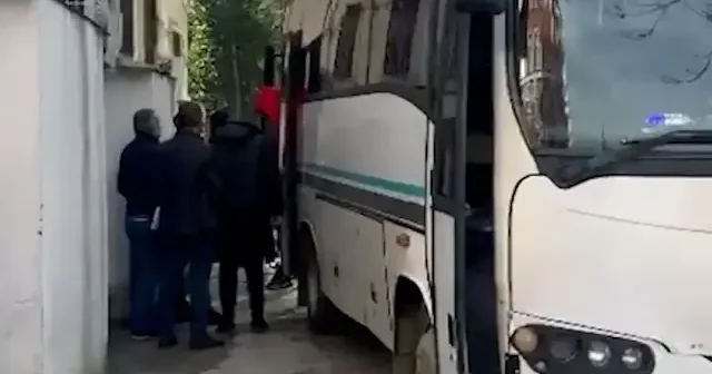 Büyükçekmece de emanet kasasının soyulmasına ilişkin soruşturmada 13 zanlı adliyede VİDEO İZLE