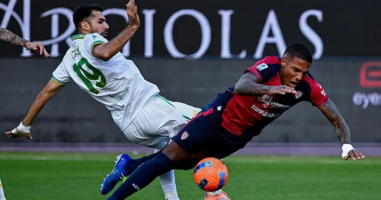 Zeki Çelik e İtalya da 1 maç ceza