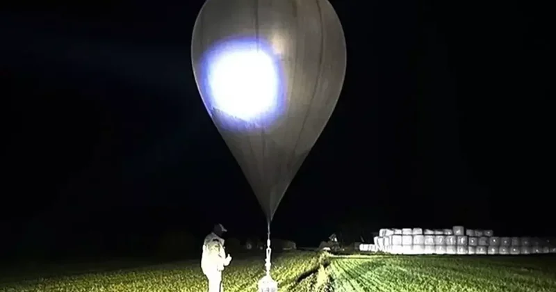 Komşu ülkeden gelen dev balonlar Litvanya ya OHAL ilan ettirdi