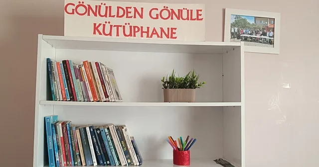 Pazaryeri Yaşlılar Evinde Gönülden Gönüle Kütüphane projesi gerçekleştirildi Bilecik Haberleri