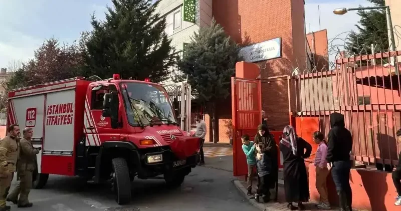Fatih teki ilkokulda panik anları okul boşaltıldı: Gerçek ekipler gelince ortaya çıktı İstanbul Haberleri