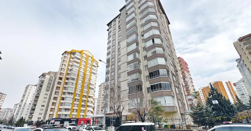 Boşanma öfkesi masum bir kadını yaktı... Melek Gül bu binada oturuyordu