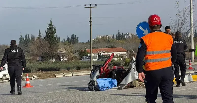 Otomobil elektrikli bisiklete çarptı; 1 ölü