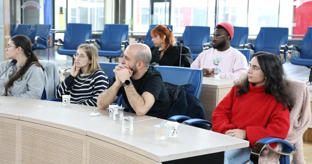 AB ye üye 13 ülkeden gelen gençler Diyarbakır ı gezdi Diyarbakır Haberleri