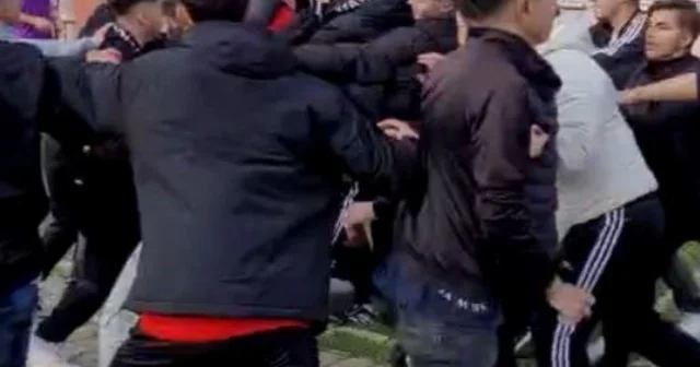 Liseler arası futbol turnuvasında öğretmen darbedildi; 2 öğrenciye gözaltı Samsun Haberleri