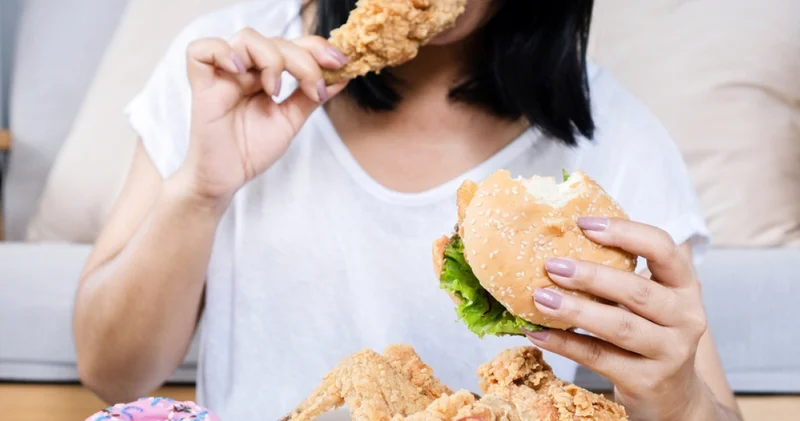 Anoreksiya, bulimia ve tıkınırcasına yeme: Görünmeyen bir krizin anatomisi