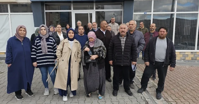 Kayseri de müteahhitten vurgun iddiası Vatandaşlar paralarını alıp evlerini teslim etmeyen müteahhidin bulunmasını istiyor Kayseri Haberleri