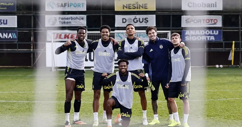 Fenerbahçe de ayrılık yolda! Mourinho ya da Dzeko nun yanına gidecek