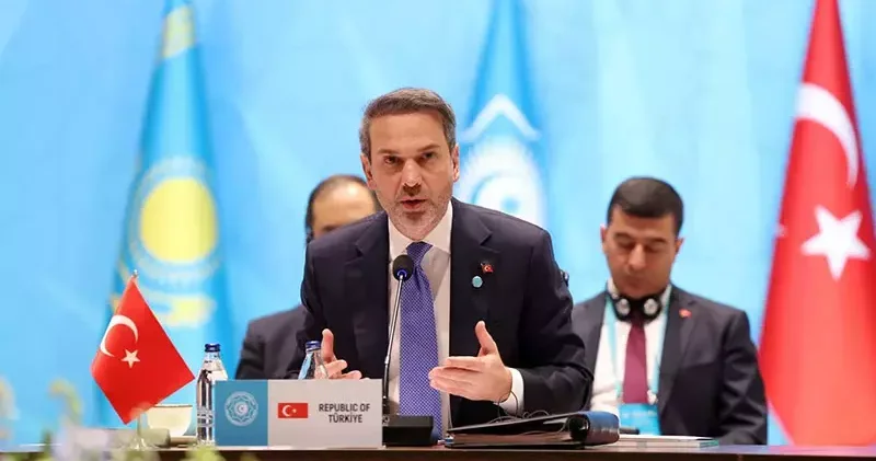 Bakan Bayraktar: Hazar’ın Türk Dünyasını ayırmasını değil birleştirmesini sağlamalıyız