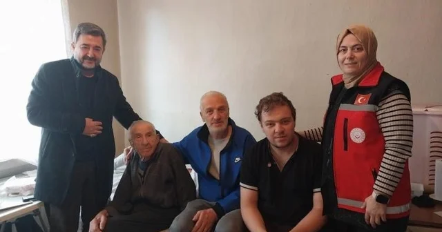 Bilecik te 5 kuşaktır bir arada yaşayan aileye ziyaret Bilecik Haberleri