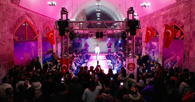 Zamanın ve Zarafetin İzinde: Niğde sergisi açıldı Niğde Haberleri