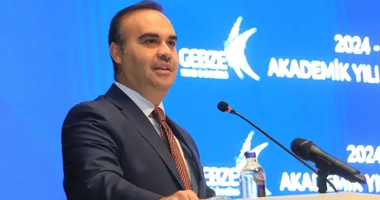 Bakan Kacır dan Adana da Kimya Endüstri Bölgesi açıklaması