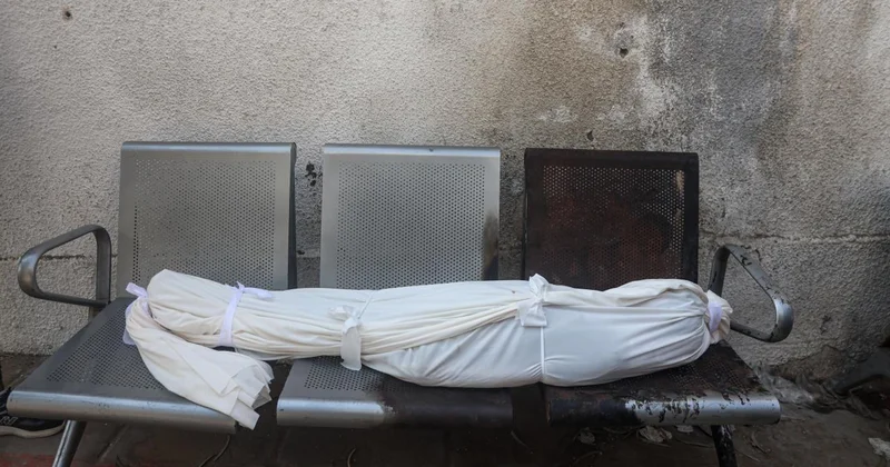 Soykırımcı İsrail in, Gazze Şeridi ne saldırılarında can kaybı 71 bin 412 ye yükseldi