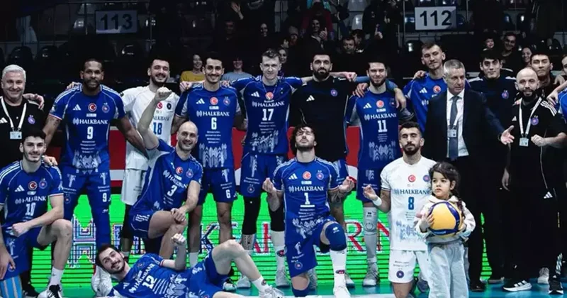 Halkbank evinde Alanya Belediyespor u devirdi Voleybol Haberleri Spor